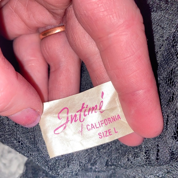 Vintage nylon robe - Picture 4 of 5